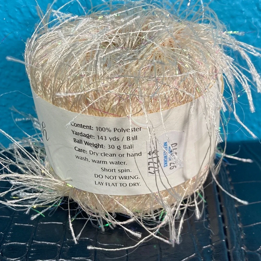 NWT Eyelash Metallic Yarn 30g MADE IN‎ FRANCE - DYE LOT COLOR 05